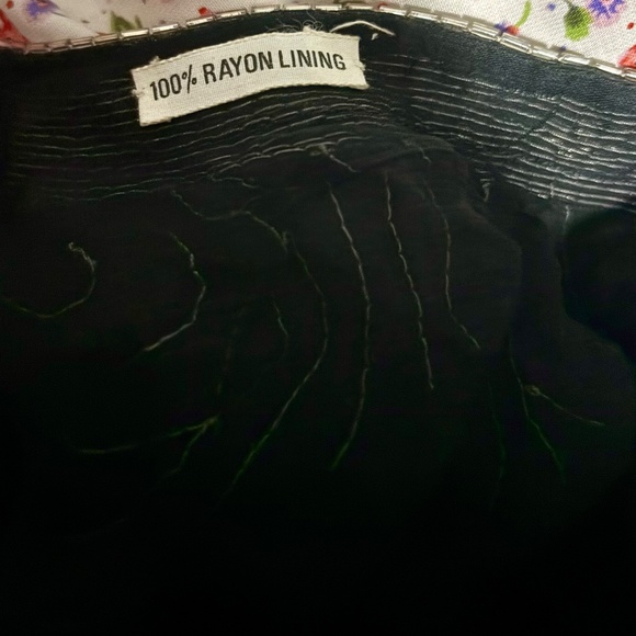 Silk, Rayon and Sequin VINTAGE Jacket - Picture 6 of 6